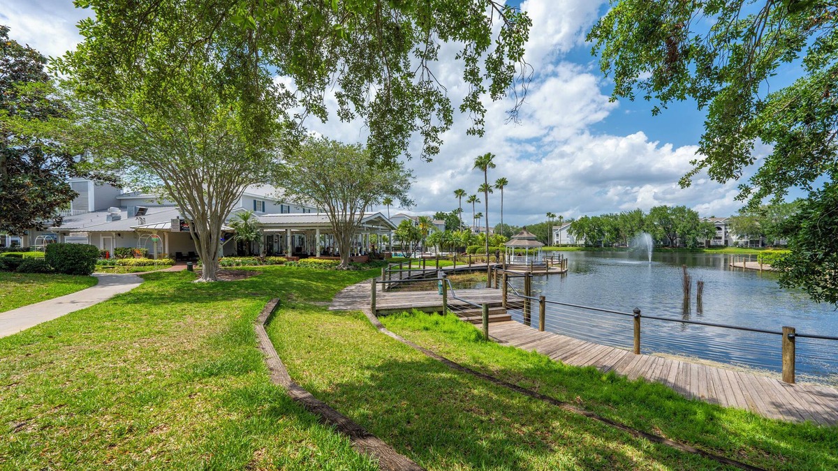 Park Central Apartment | Lovely 2/2 Suite/Centrally Located/Universal Studios/Millenia Mall/Disney