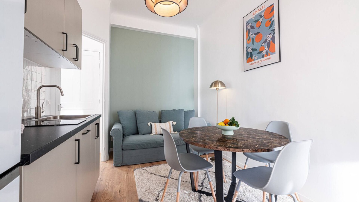 Quartier du Port Apartment | Lovely 2 Bdr in Nice Harbor