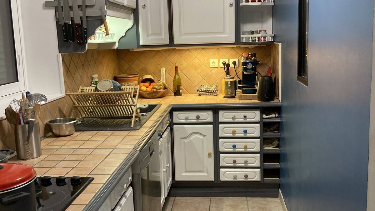 Orsay Apartment | Lovely 2 bdrm appt in heart of Orsay, 30 mins from Paris