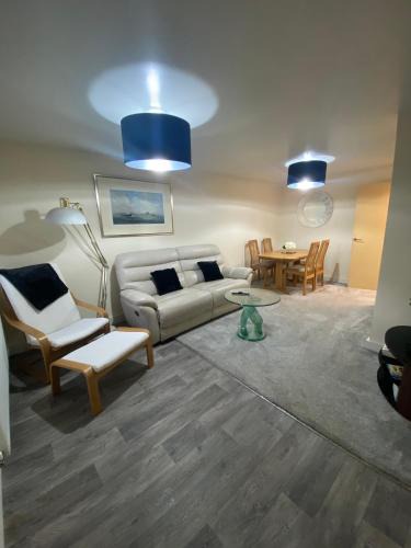 Crosby Apartment | Lovely 2 bed apartment in Crosby