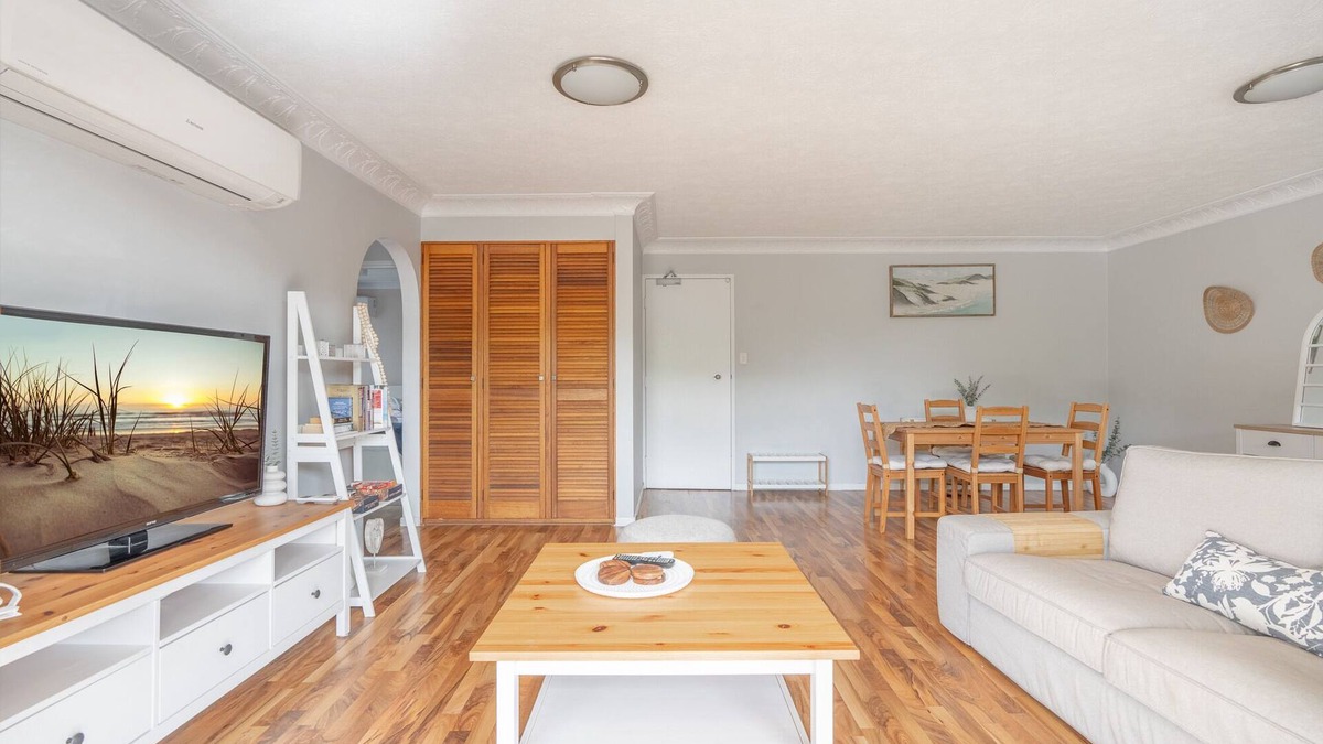 Nundah Apartment | Lovely 2-Bed by Oxenham Park, Transport & Shops