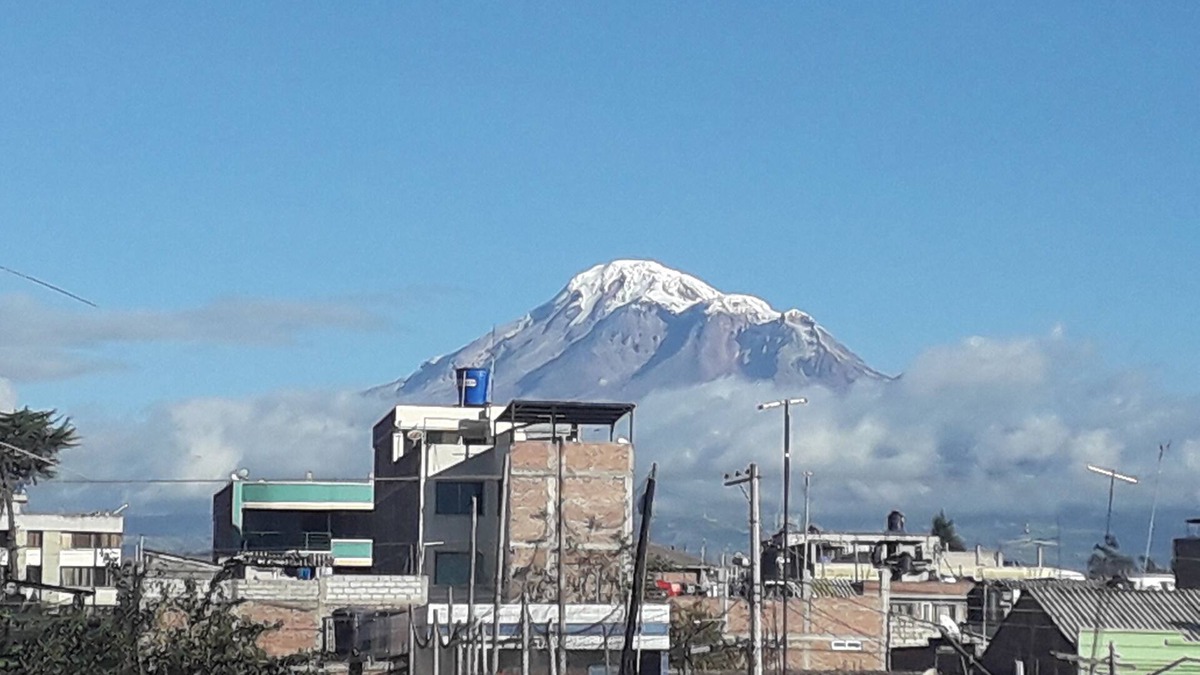 Chimborazo Province Apartment | Lovely 2-bedroom apartment with WiFi in Riobamba
