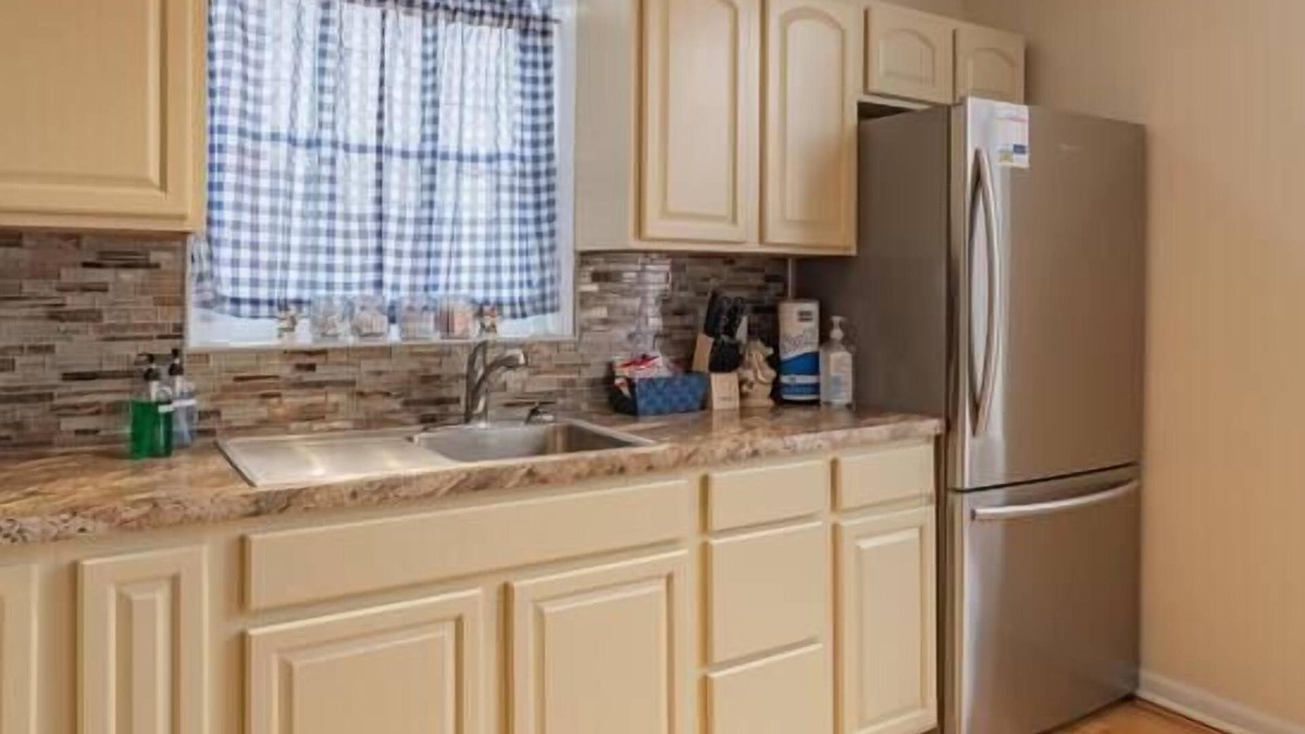 Wabash Apartment | Lovely 2-bedroom apartment in downtown Wabash