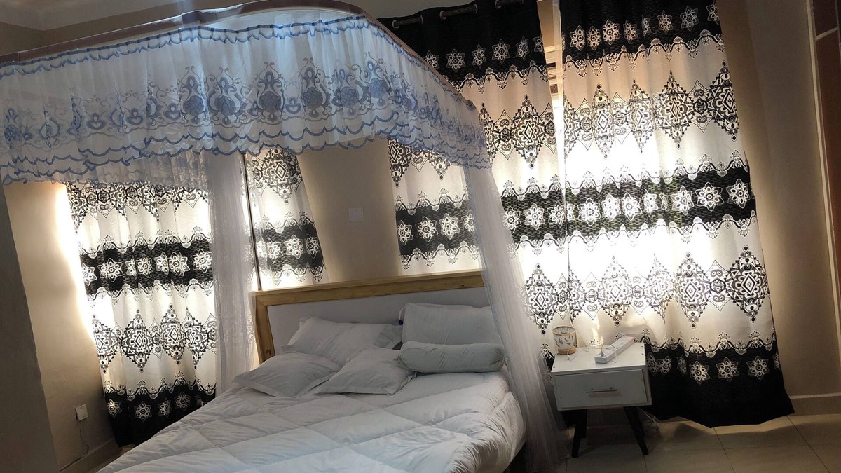 Jinja House | Lovely 2-bedroom apartment in Jinja with WiFi, with in the city