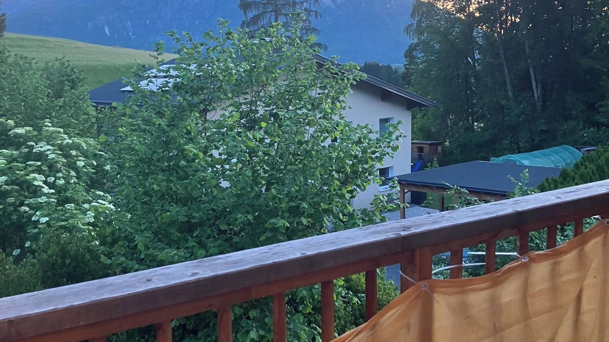 Puch bei Hallein Apartment | Lovely 2-bedroom apartment with mountain view in picturesque Puch