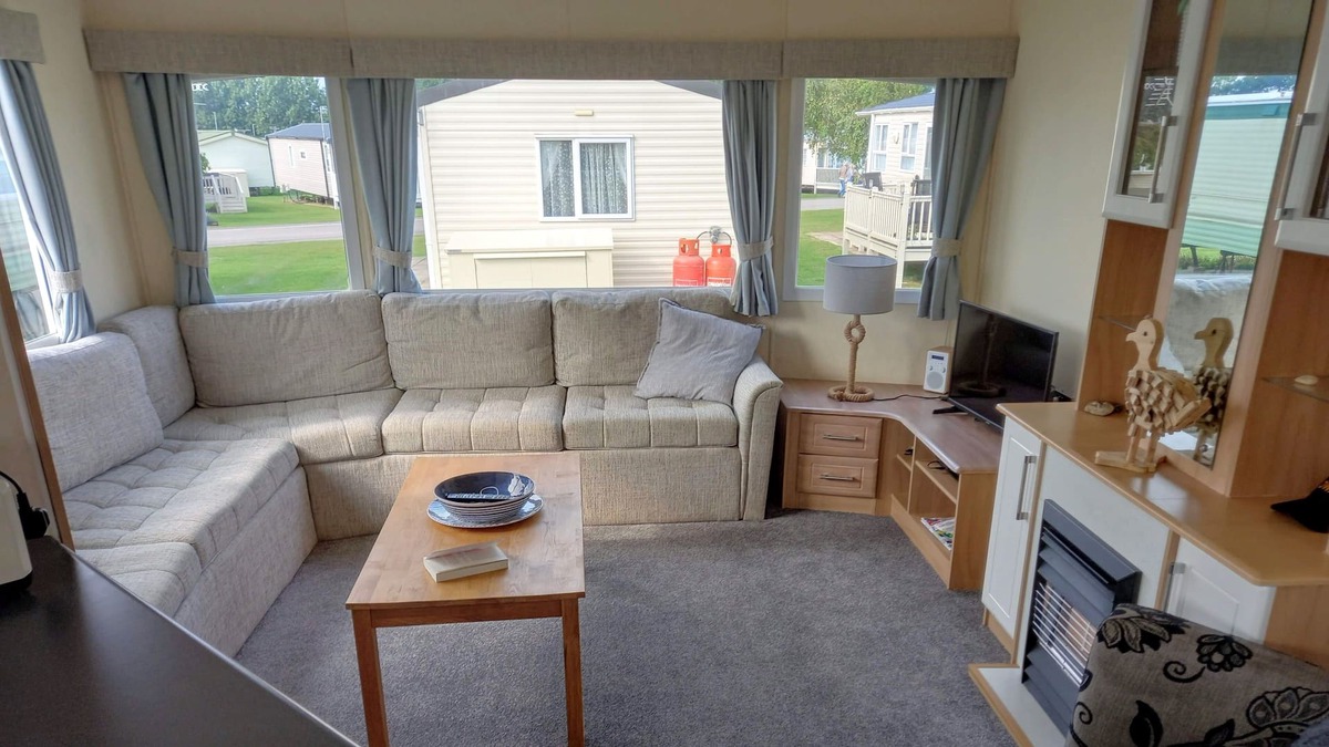 Hunstanton Resort | Lovely 2 Bedroom Holiday home on Manor Park.