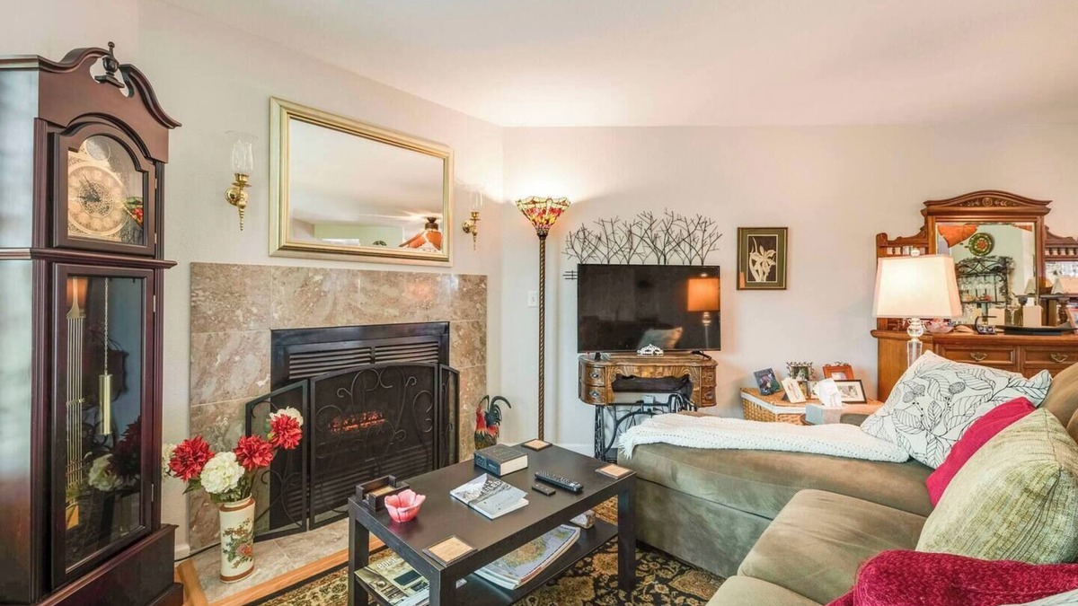 Southeast Boise House | Lovely 2-bedroom townhome close to Greenbelt on the Boise River