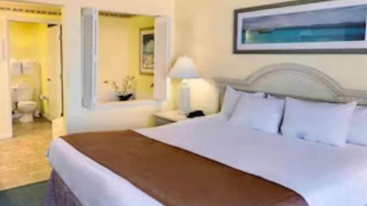 Daytona Beach Villa | Lovely 2 bedroom condo on the beach