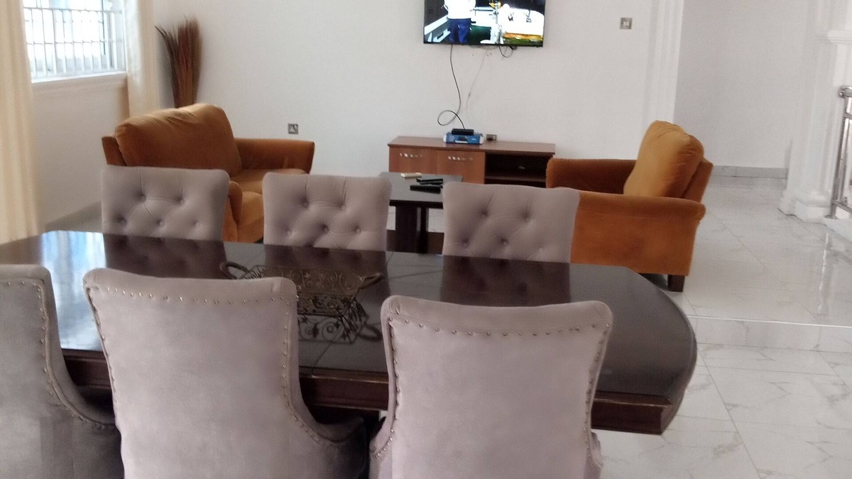 Accra House | Lovely 2 bedrooms house unit 2