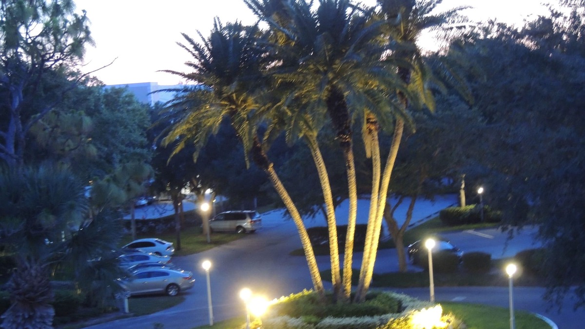 Plantation Condo | Lovely 2-BR Condo w/CC Social Membership