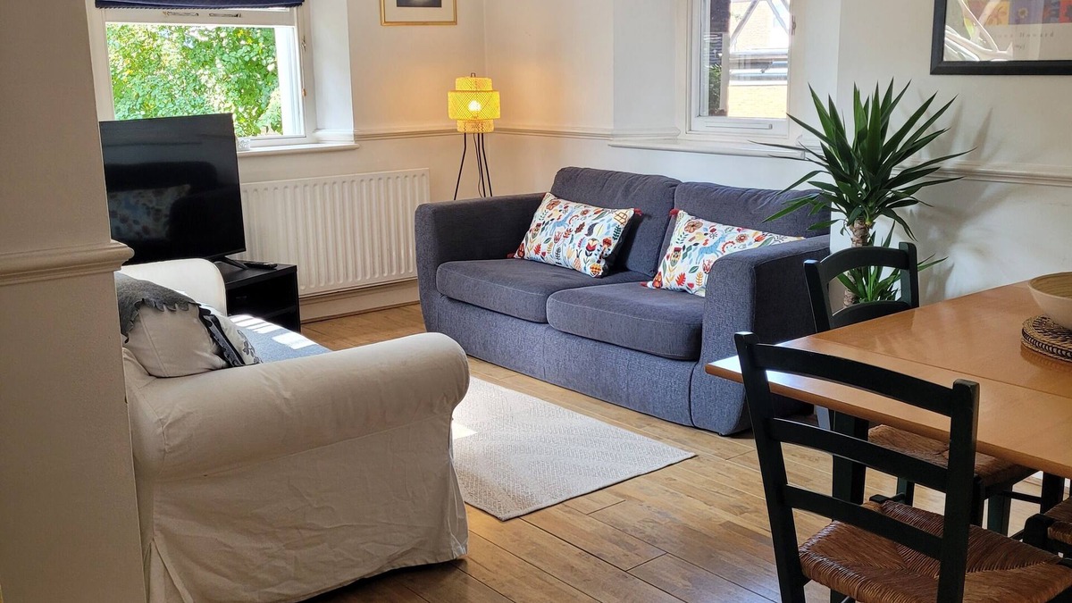 Greenwich Apartment | Lovely 2 Double Bedroom Apartment in Historic Greenwich