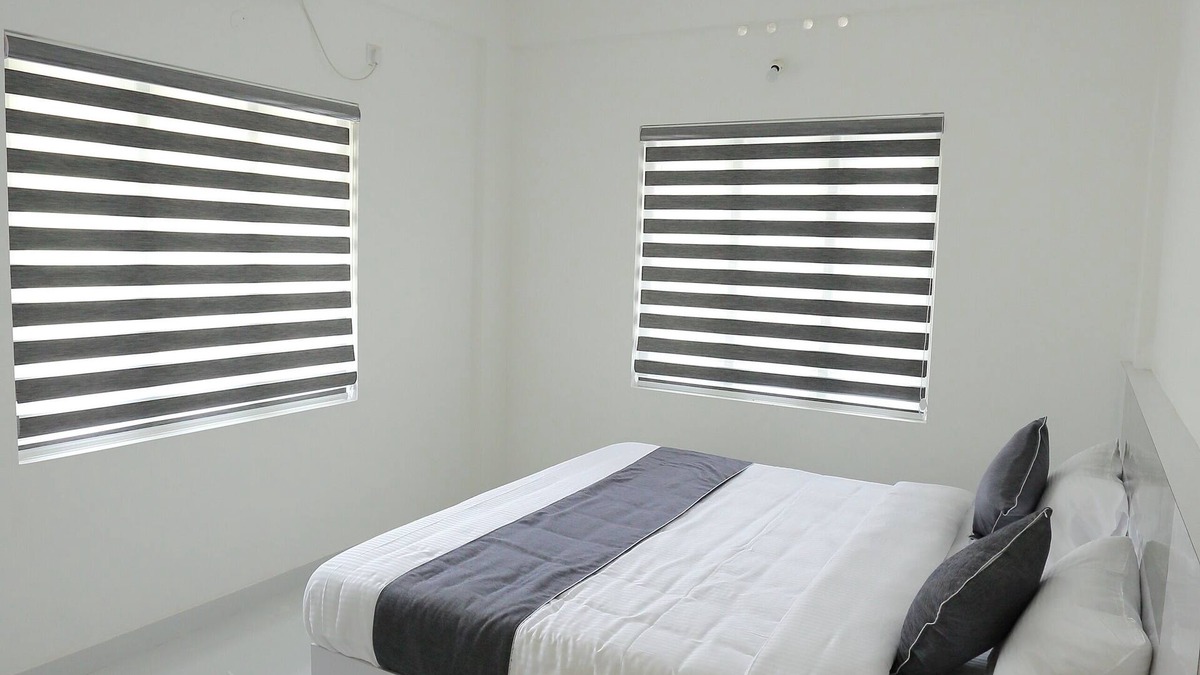 Alwaye Apartment | Lovely 2BR Apt Near Rajagiri Hospital, Lift Access, FREE Breakfast