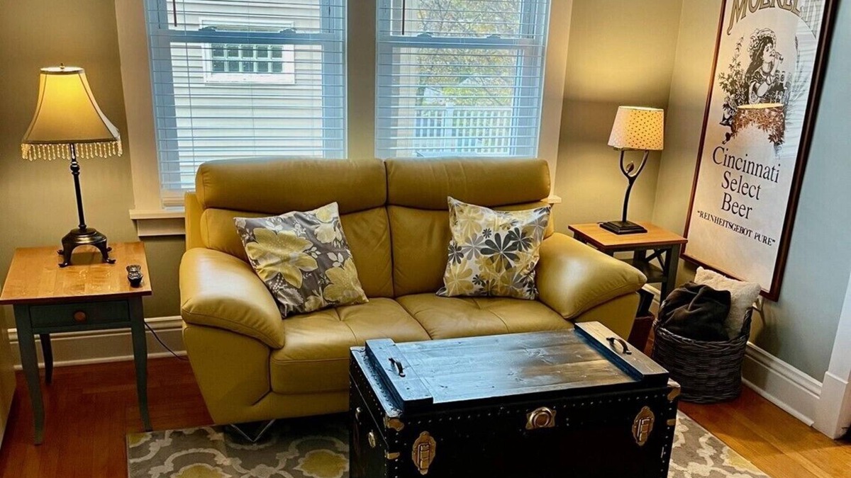 Columbia-Tusculum House | Lovely 2nd FL home w/view. 5miles to Downtown- In historical Columbia Tusculum.