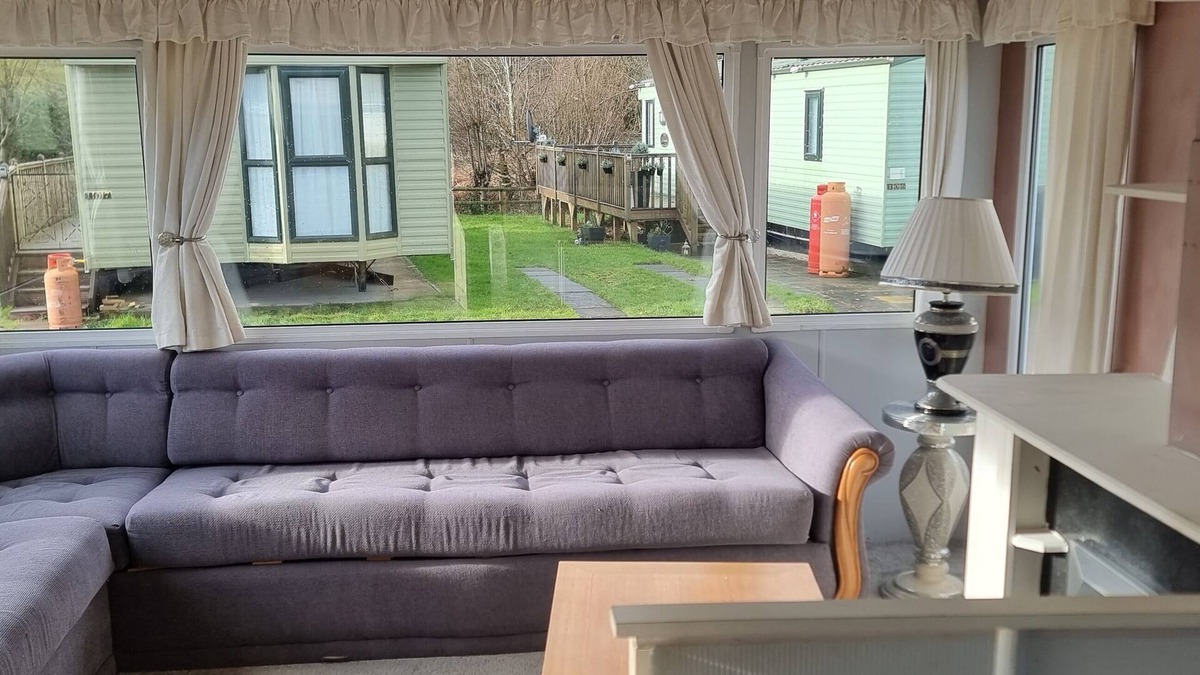 Llanfair Caereinion Villa | Lovely 3-Bed Caravan in Foel, Welshpool