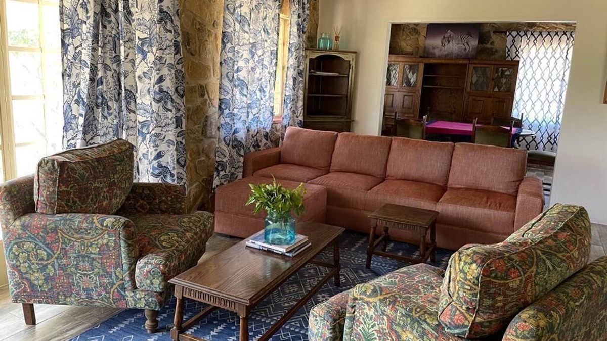 Nyanga Apartment | Lovely 3 bed house in Juliasdale - 2273