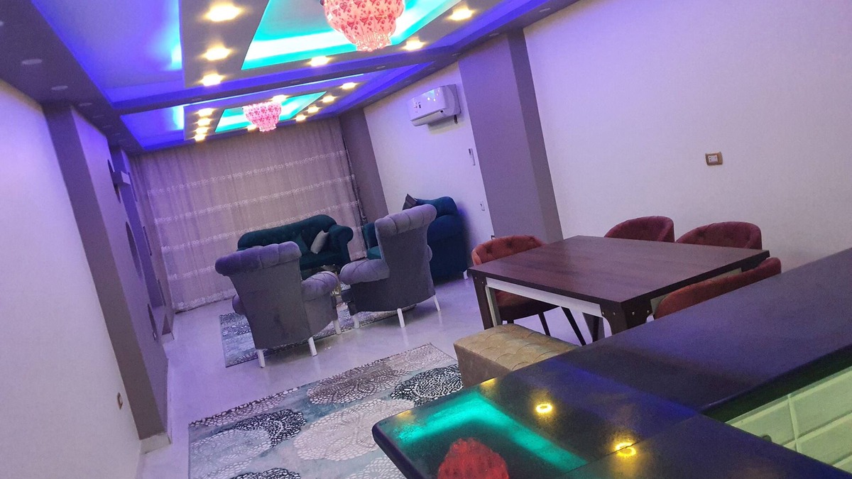 Al Haram Apartment | Lovely 3-Bed Pyramids viewApartment in Kafr Nassar