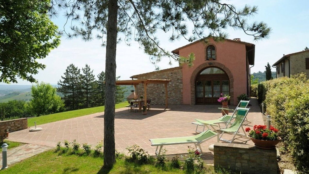 Gambassi Terme Villa | Lovely 3 bedrooms Villa in Gambassi Terme (Firenze) sleeps 7