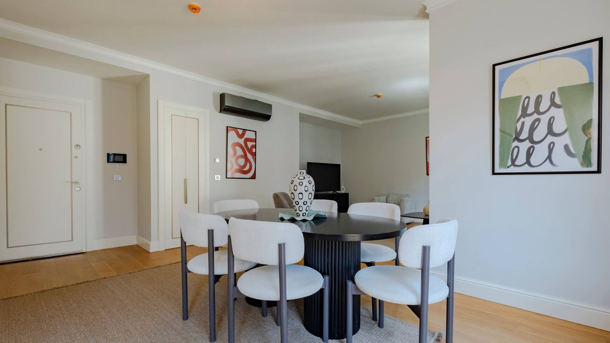 Talimhane Apartment | Lovely 3-bedroom duplex with AC, 2 baths, free parking, near Taksim in Istanbul