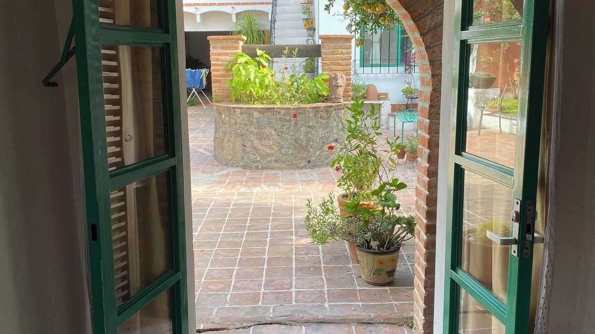 Centro House | Lovely 3-bedroom vacation half house in Tequisquiapan, centrally located