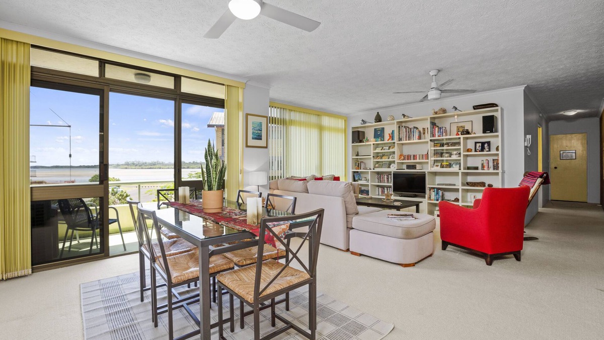 Ballina Condo | Lovely 3 bedrooms condo with a stunning view