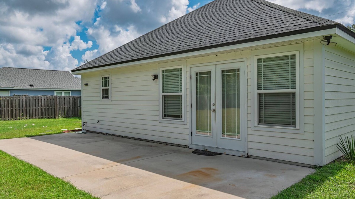 Crawfordville House | Lovely 3 king bed house with AC and huge backyard in Crawfordville