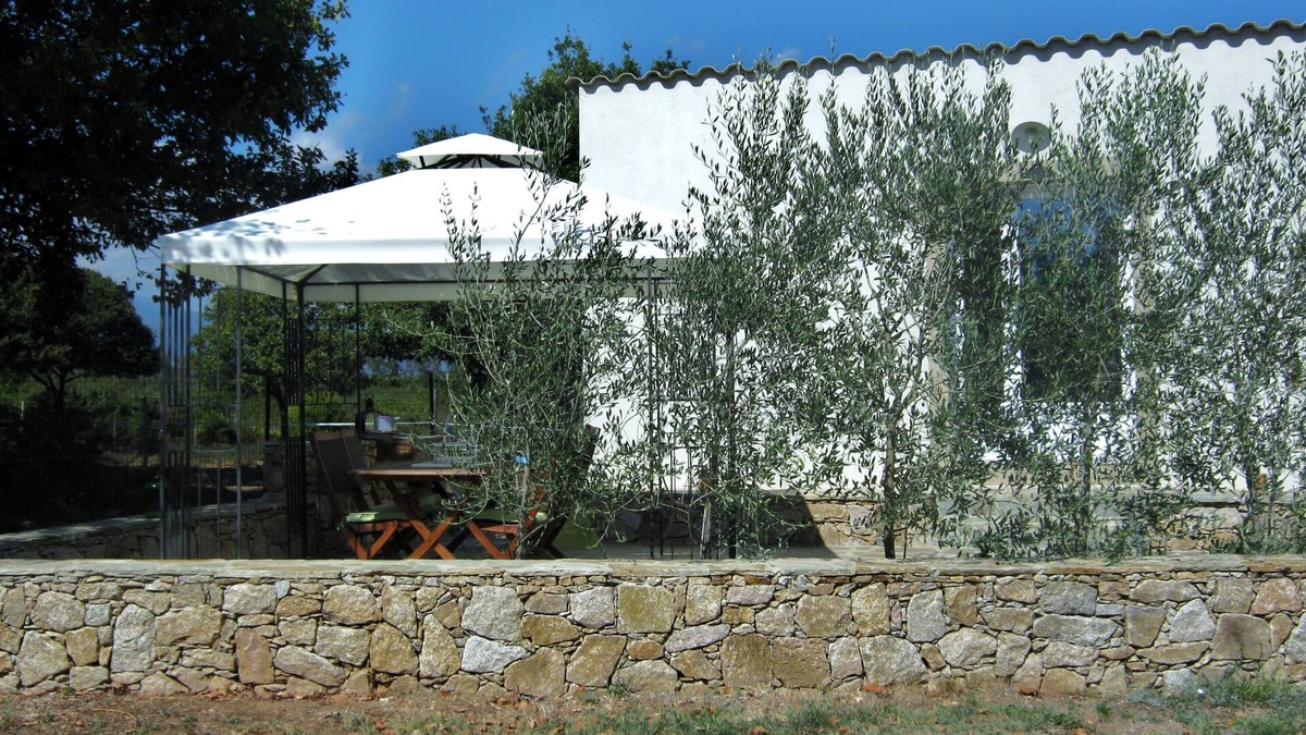 Sorbo-Ocagnano House | LOVELY 30 M2 STUDIO WITH TERRACE AND PRIVATE GARDEN. Accommodation for 2 people.