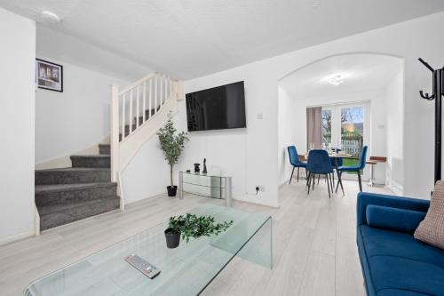 Cheetham Hill House | Lovely 3bedroom house, 7mins drive to Manchester City center, Etihad stadium & Coop Live Arena