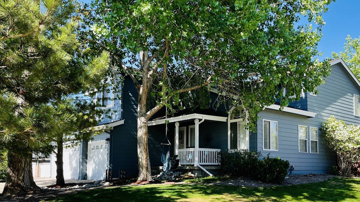 Highlands Ranch House | Lovely 5-Bed, 3.5-Bath Getaway: Sleeps 11, Near Hiking, Biking, Park, S. Denver