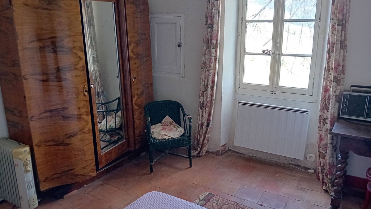 Monoblet Cottage | Lovely 6-bedroom cottage in Monoblet Piemont Cévenole with stunning views
