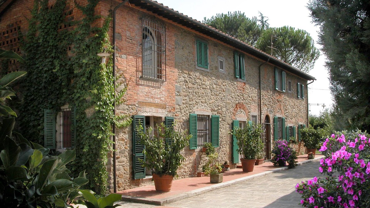 Massa e Cozzile House | Lovely accommodation in a typical tuscan farmhouse. Cooking Class on site