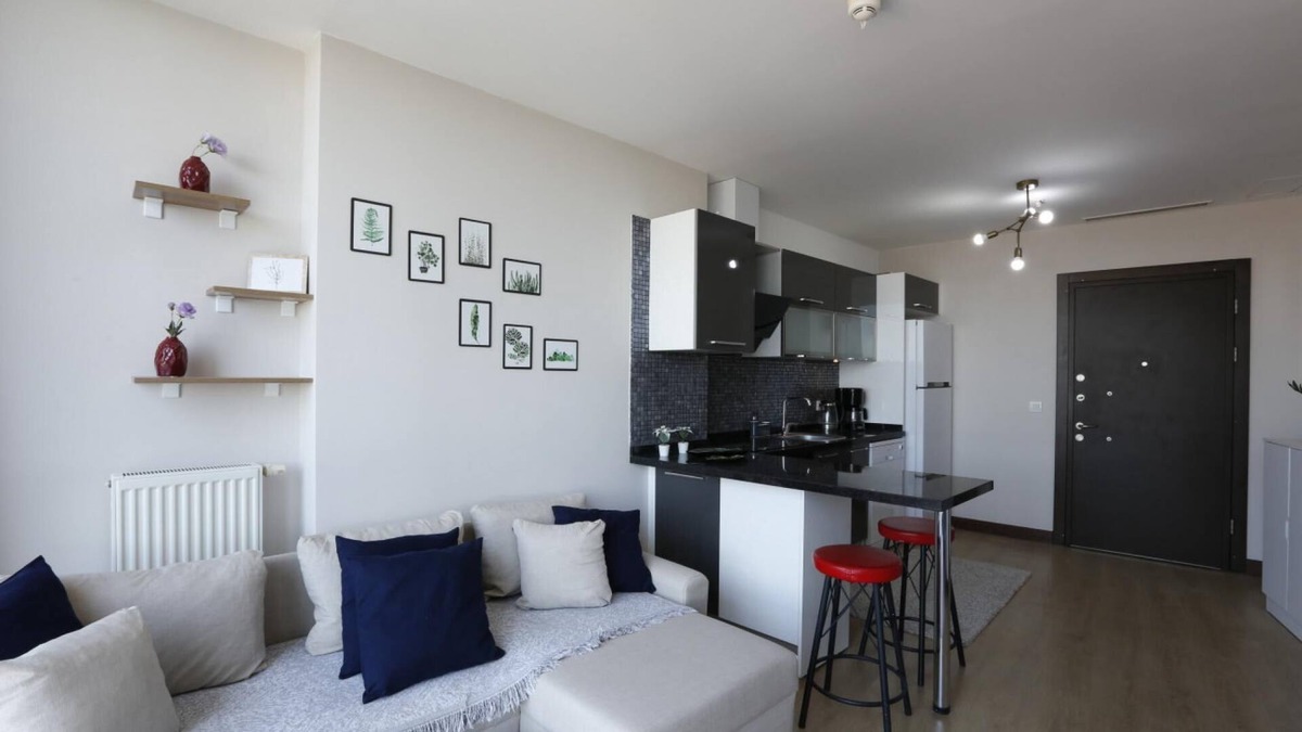 Atasehir Apartment | Lovely and Central Flat with City View in Atasehir