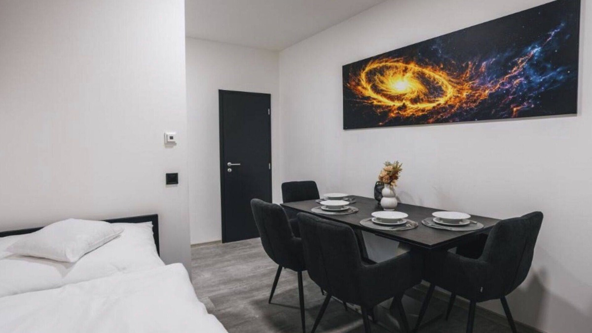 Jindrichuv Hradec Apartment | Lovely apartment for 4 guests with WIFI, TV and parking