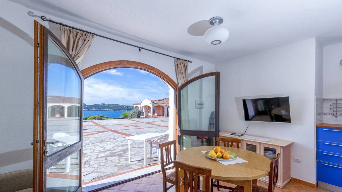 Santa Reparata Apartment | Lovely apartment with sea view