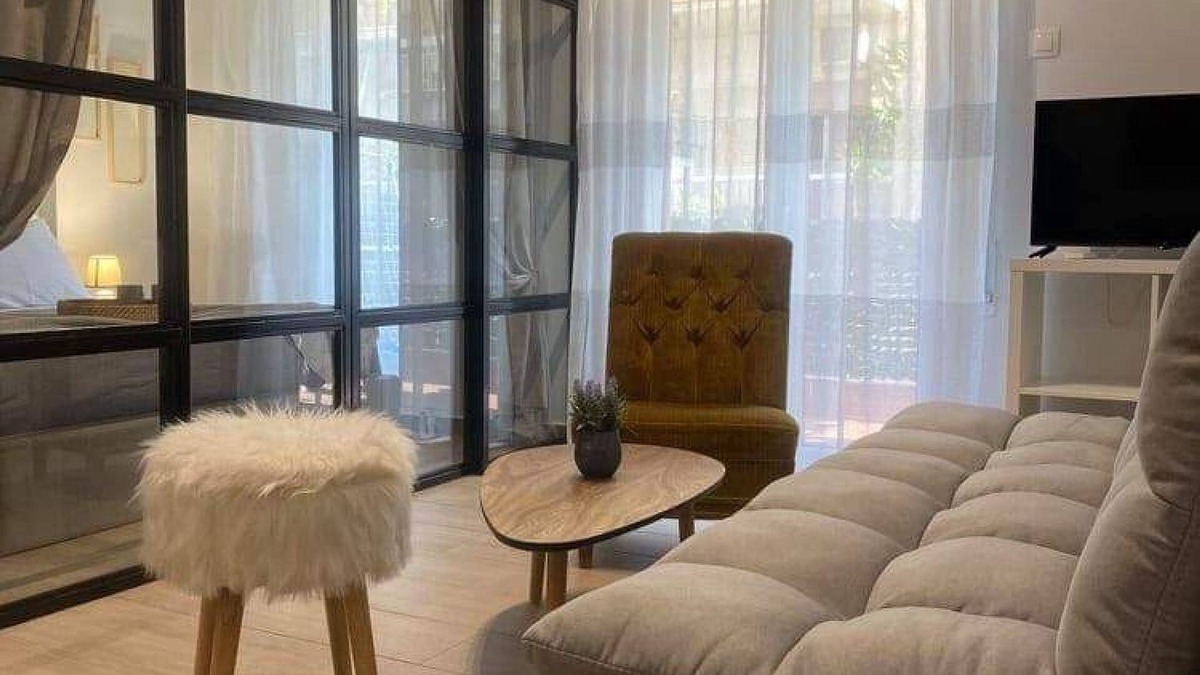 Agios Panteleimonas Apartment | Lovely Apartment- AT017