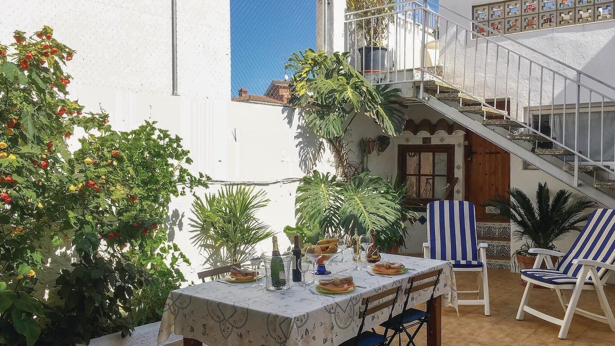 Pineda de Mar Apartment | Lovely apartment in Pineda de Mar