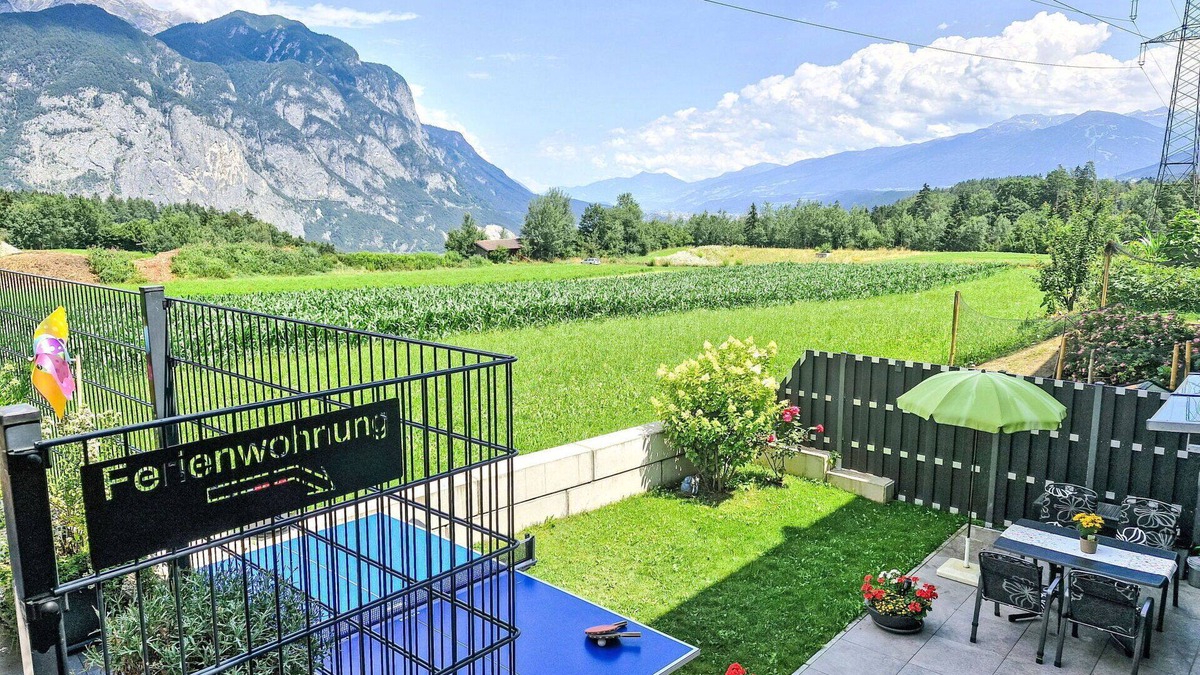 Oberperfuss Apartment | Lovely apartment for 4 people with WIFI, TV, terrace and parking