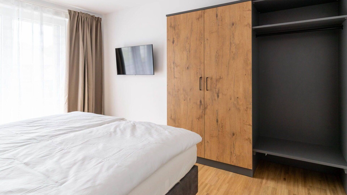 Fronhausen Apartment | Lovely apartment for 4 guests with WIFI, TV, patio and parking