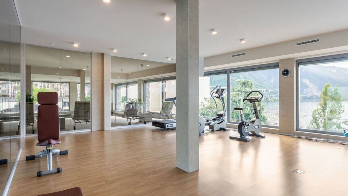 Montreux Apartment | Lovely apartment for 2 guests with A/C, WIFI, pool, TV, terrace and panoramic view