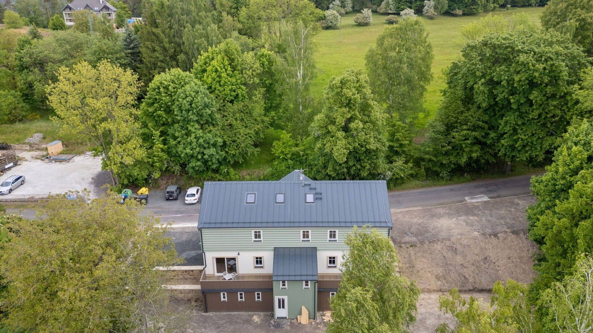 Hrensko Apartment | Lovely apartment for 6 guests with WIFI, TV, patio, pets allowed and parking