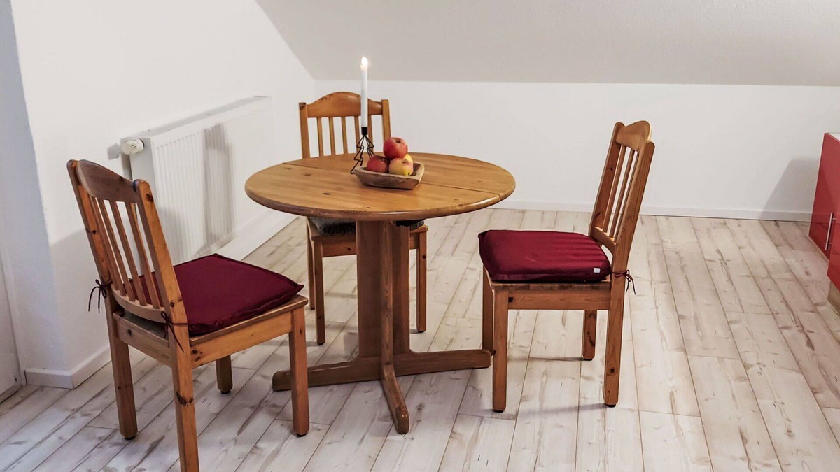 Steinheim Apartment | Lovely apartment for 2 people with WIFI, TV, balcony and parking