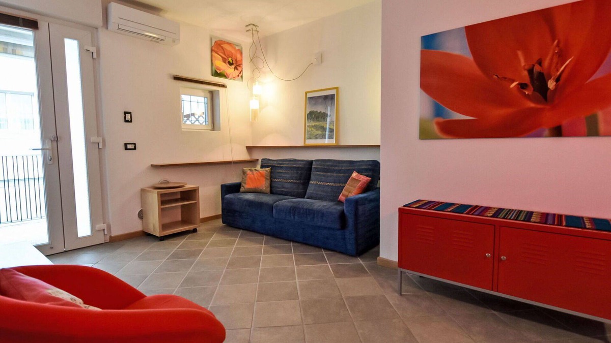 Morbegno Apartment | Lovely apartment for 4 people with A/C, WIFI, TV, terrace and parking