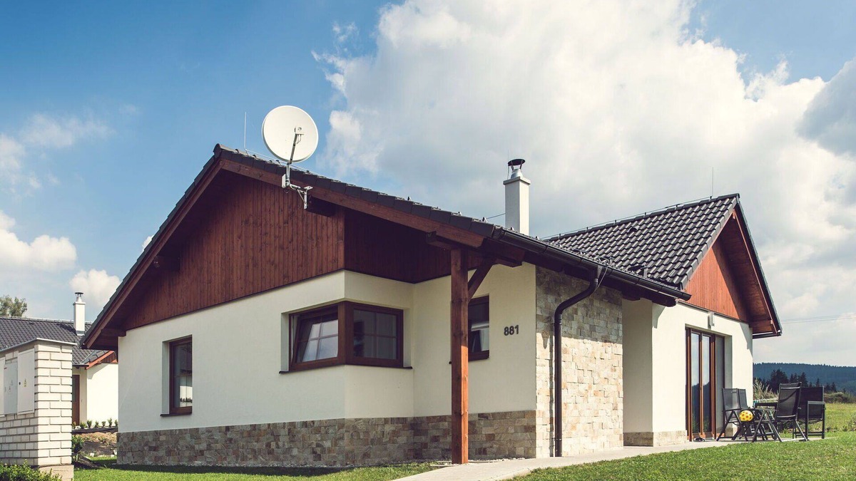 Lipno nad Vltavou House | Lovely apartment in villa for 6 people with WIFI, TV, terrace and pets allowed
