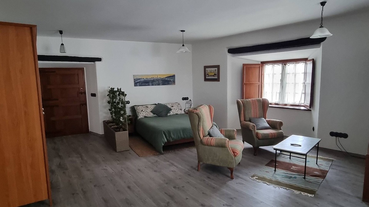 Figueras (Castropol) Apartment | Lovely apartment in lCastropol with Patio