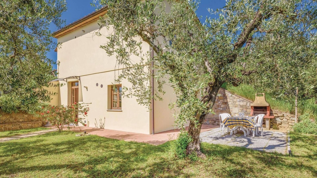 Larciano Apartment | Lovely apartment in Larciano PT