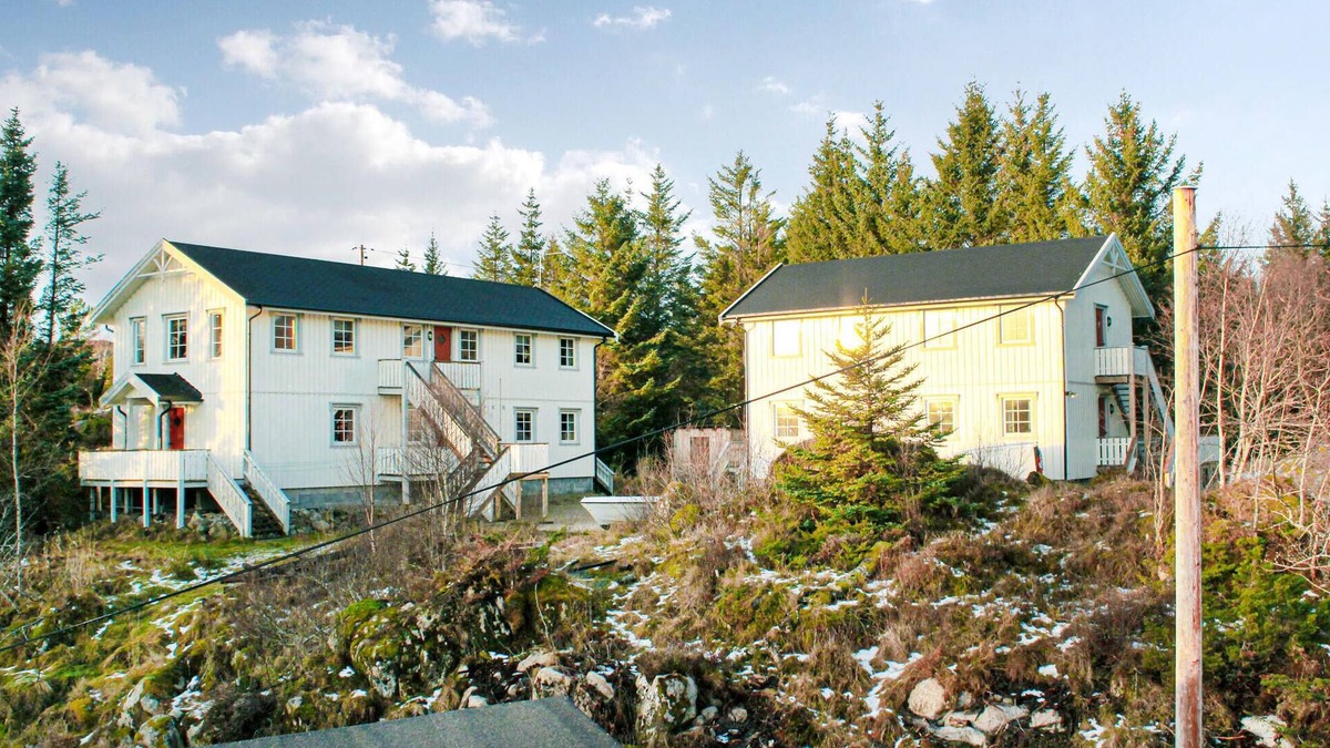Skipnes Apartment | Lovely apartment in Sandstad with WiFi