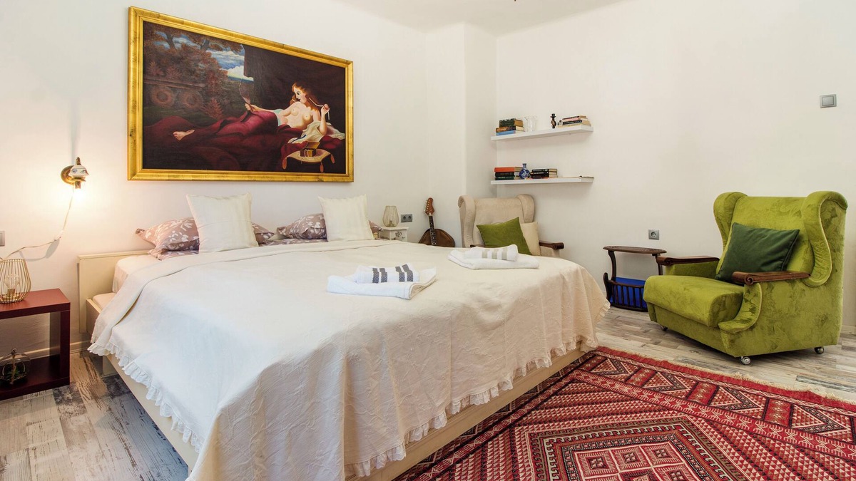 Sarajevo Apartment | Lovely apartment in the heart of Sarajevo! Pets welcome!