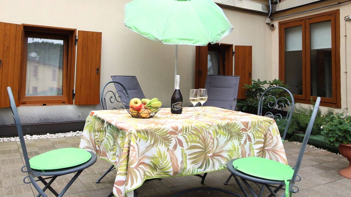 Valdobbiadene Apartment | Lovely apartment for 2 guests with WIFI, A/C, TV and balcony