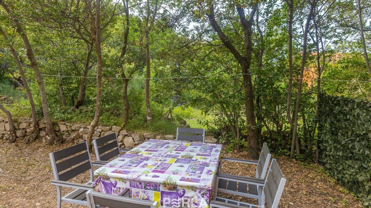 Nerezine Apartment | Lovely apartment LEA 300m from the beach
