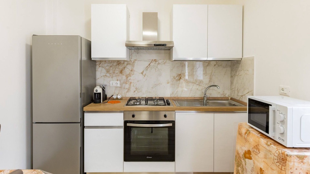 Pescara Apartment | Lovely Apartment near the Sea W/Private Parking!