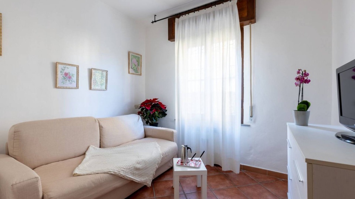 Pisa Apartment | Lovely Apartment near Pisa Airport